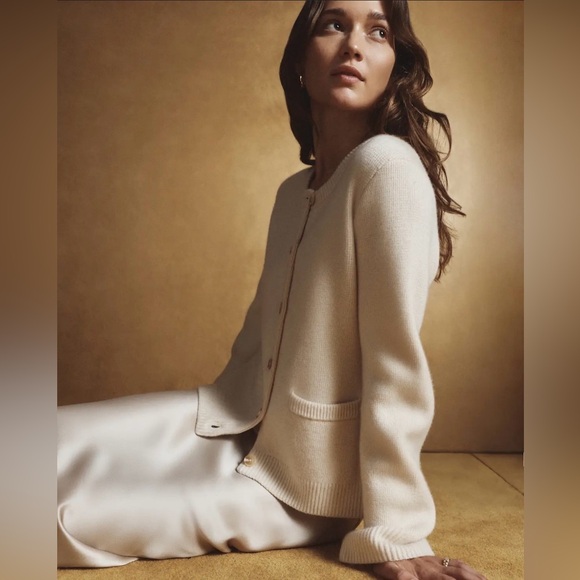 NWT! QUINCE Women's Mongolian Cashmere Structured Cardigan Sweater | Ivory | XS - Picture 16 of 16